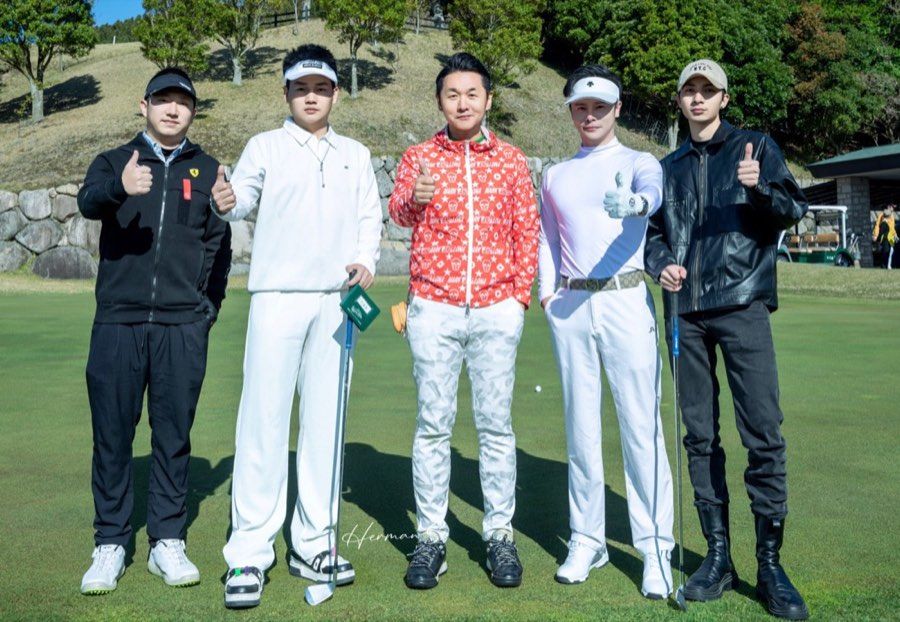 Lấy golf làm cầu nối, người sáng lập giao lưu cùng tinh hoa kiều bào trẻ — ảnh 3