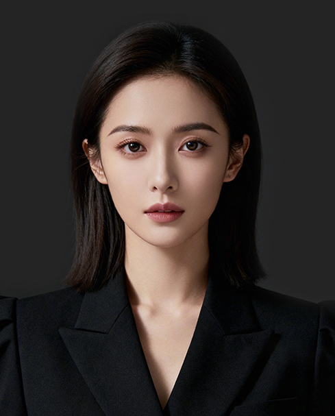 Lycy — Giám đốc nhân sự
